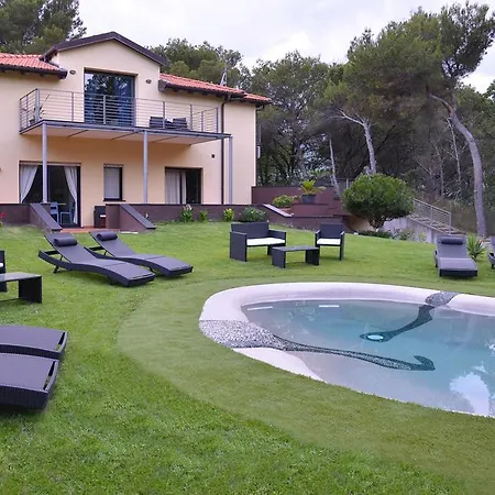 Dodici Lune Marina dʼAndora