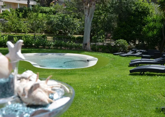 Dodici Lune Marina dʼAndora